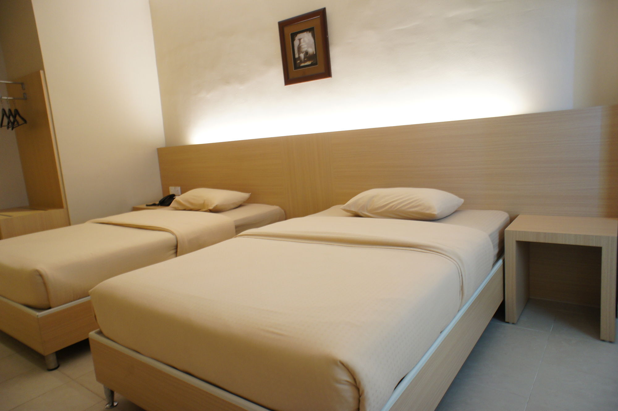 Sky View Hotel Managed By Os Batam Eksteriør billede